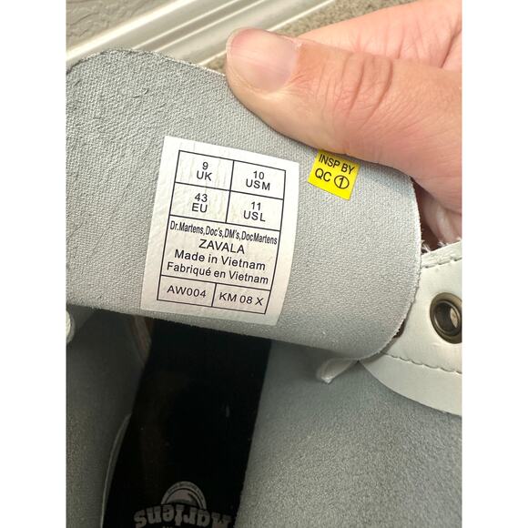 DR.MARTENS Zavala White Patent Leather Lace-Up Combat Boots Size 10 Men 11 Women - Picture 7 of 8